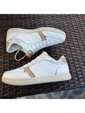 Woden Women's White Trainer